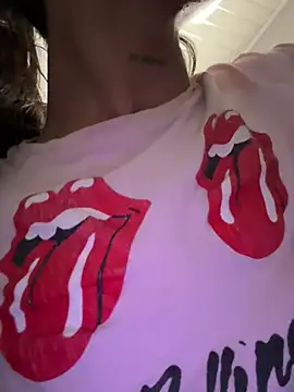 Snapshot of stormytt_ chatting on 03.23.25 stormytt online show from 03.23.25