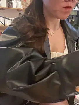 HinaLovely online show from 01.20.25