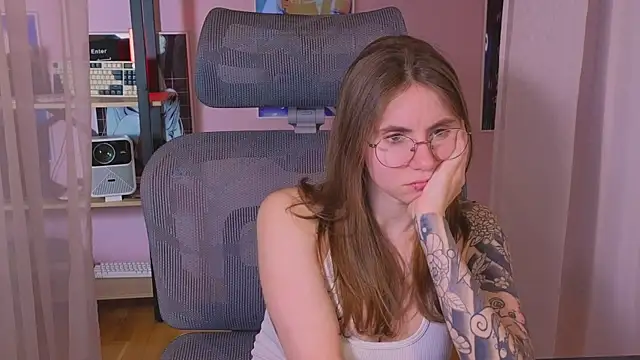  AnnaStark  online show from 05.17.26