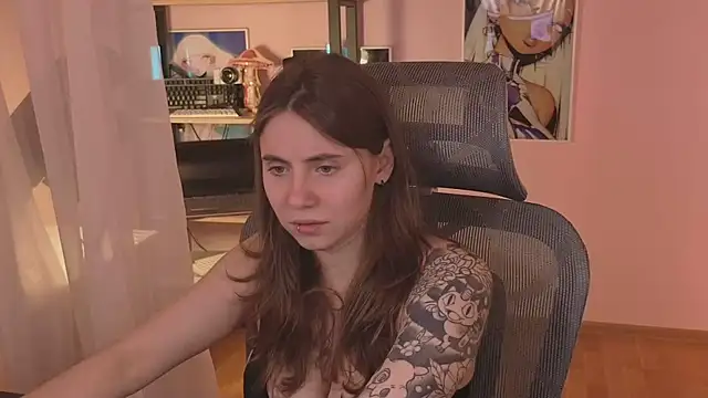 Snapshot of _AnnaStark_ chatting on 07.08.26 AnnaStark online show from 07.08.26