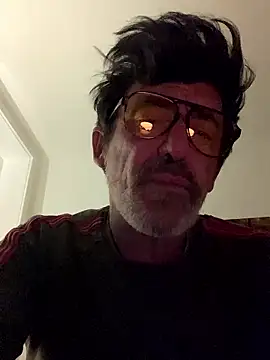 Snapshot of maxximere chatting on 02.28.26 maxximere online show from 02.28.26