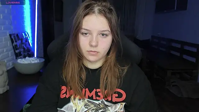 Snapshot of XNirvanaX chatting on 02.24.25 XNirvanaX online show from 02.24.25