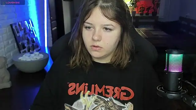 Snapshot of XNirvanaX chatting on 10.07.25 XNirvanaX online show from 10.07.25