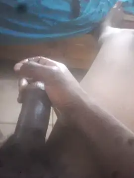 Snapshot of Mesuli9 chatting on 02.01.25 Mesuli9 online show from 02.01.25