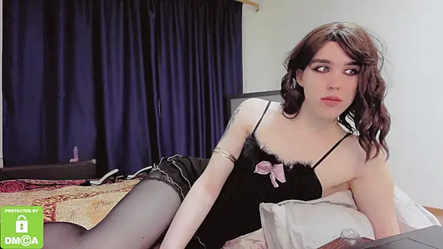 Larisa Sign online show from 02.28.25