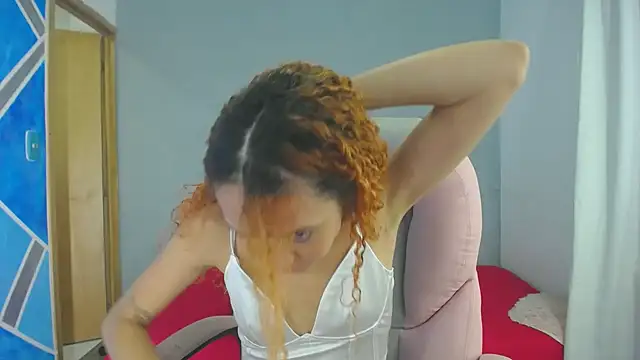 SexyLeilaa online show from 01.05.25