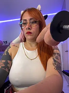 Luna Paris  online show from 11.18.25