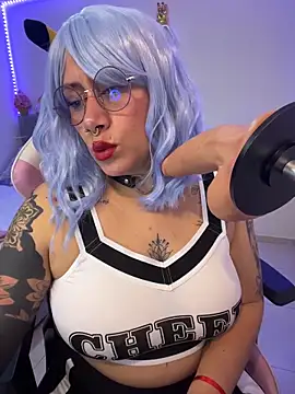 Luna Paris  online show from 02.25.26