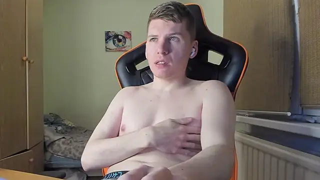 Snapshot of Bananas_dick chatting on 12.31.24 Bananas dick online show from 12.31.24