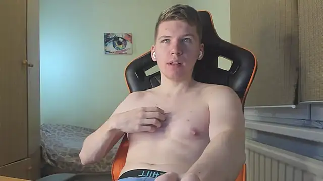 Snapshot of Bananas_dick chatting on 01.05.25 Bananas dick online show from 01.05.25