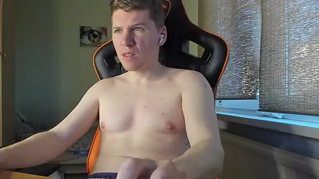 Snapshot of Bananas_dick chatting on 01.19.25 Bananas dick online show from 01.19.25