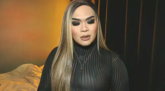 VictoriaEliz online show from 12.20.24