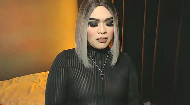 VictoriaEliz online show from 12.21.24