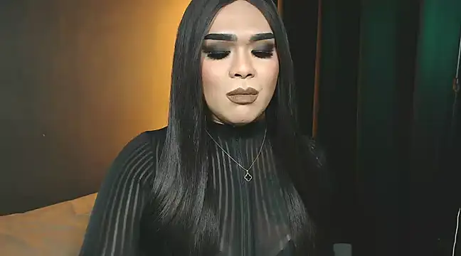 VictoriaEliz online show from 01.25.25