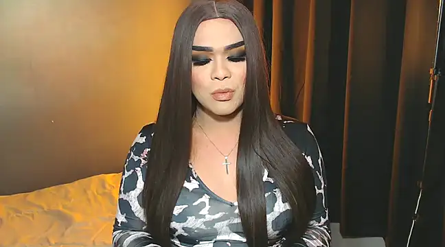 VictoriaEliz online show from 02.04.25