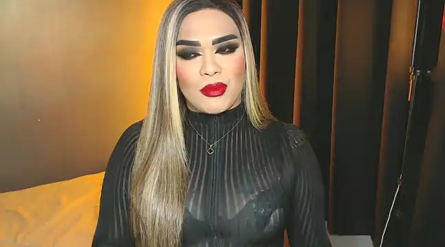 VictoriaEliz online show from 02.12.25