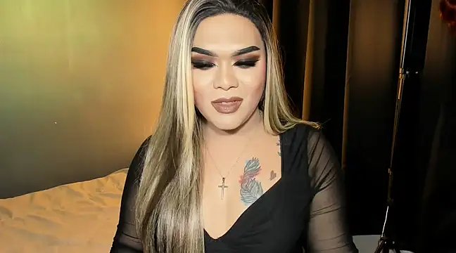 VictoriaEliz online show from 03.15.25