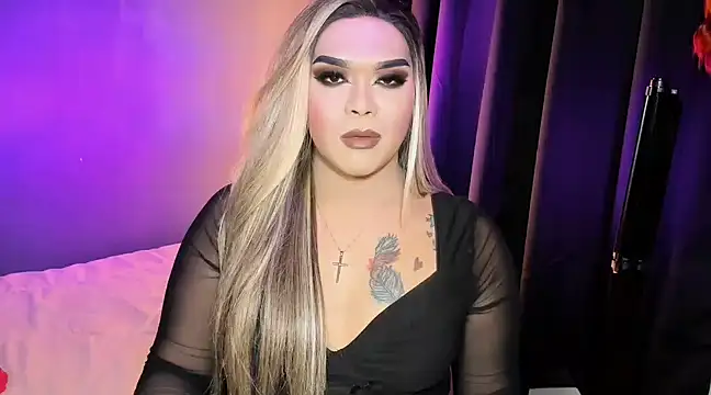 VictoriaEliz online show from 03.17.25