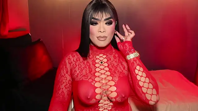 VictoriaEliz online show from 12.19.25