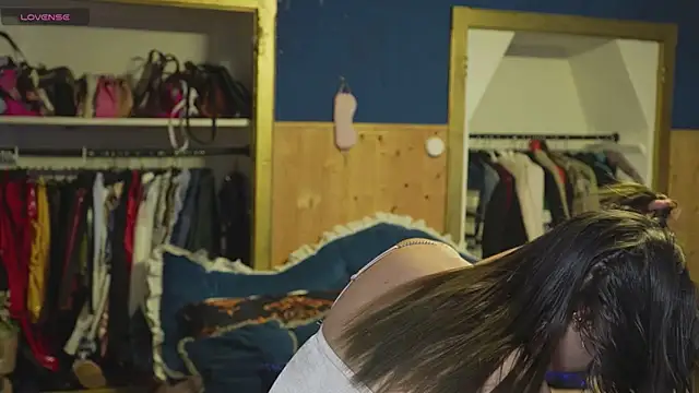 VanessaDoyle online show from 09.20.25