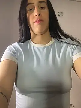 Amira Milker online show from 01.11.25