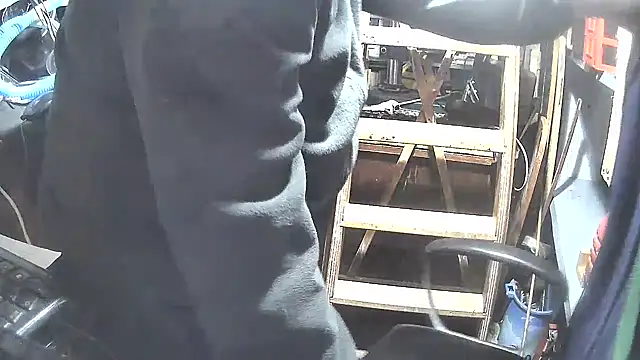 nonnomaturobisex online show from 03.17.25