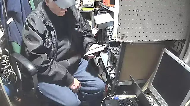 nonnomaturobisex online show from 03.22.25