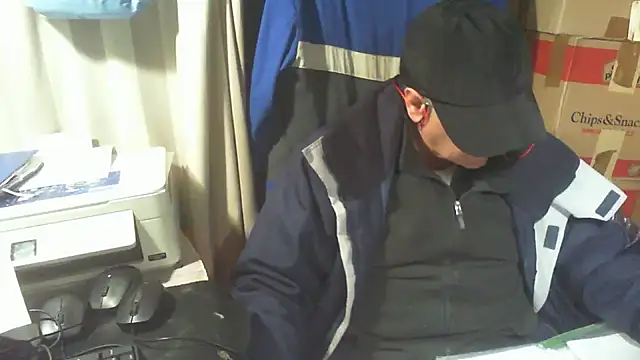 nonnomaturobisex online show from 01.18.26