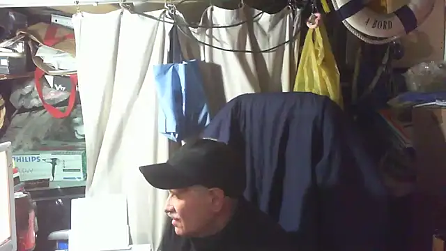 nonnomaturobisex online show from 02.03.26