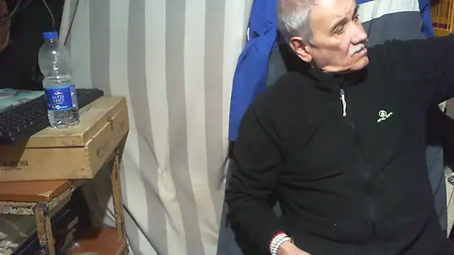 nonnomaturobisex online show from 02.28.26