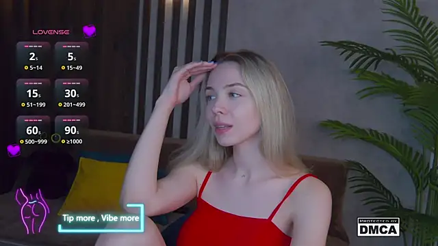 Holl1Would online show from 02.12.25