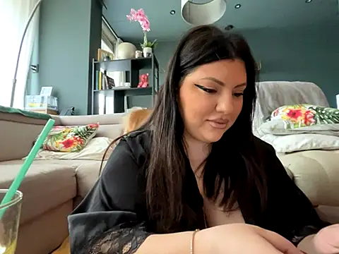 CurvyKimmy1 online show from 11.03.25