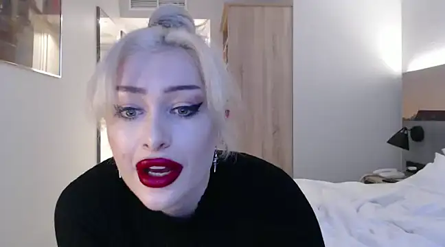 Snapshot of JennaLinn chatting on 01.26.25 JennaLinn online show from 01.26.25