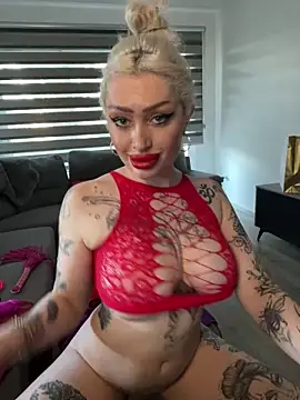 Snapshot of JennaLinn chatting on 09.10.25 JennaLinn online show from 09.10.25