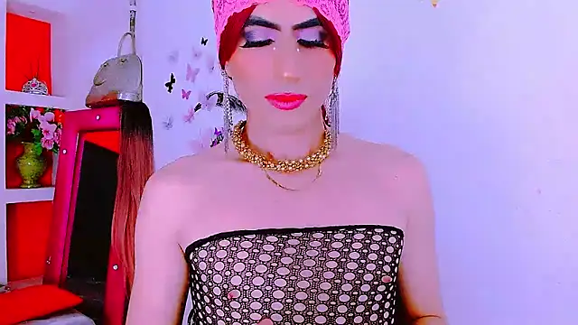 Snapshot of priscilahotker chatting on 01.22.25 priscilahotker online show from 01.22.25