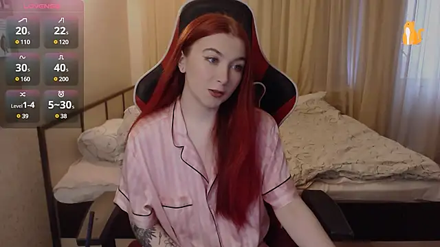 Snapshot of Cute_lina chatting on 12.15.24 Cute lina online show from 12.15.24