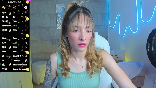 Snapshot of barbie_scoth_ chatting on 03.21.25 barbie scoth online show from 03.21.25