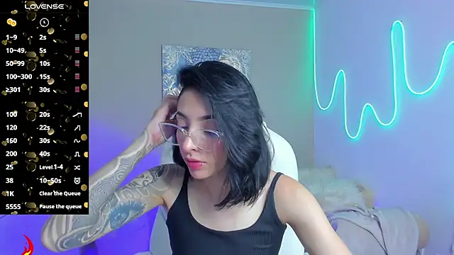 Snapshot of barbie_scoth_ chatting on 11.02.25 barbie scoth online show from 11.02.25