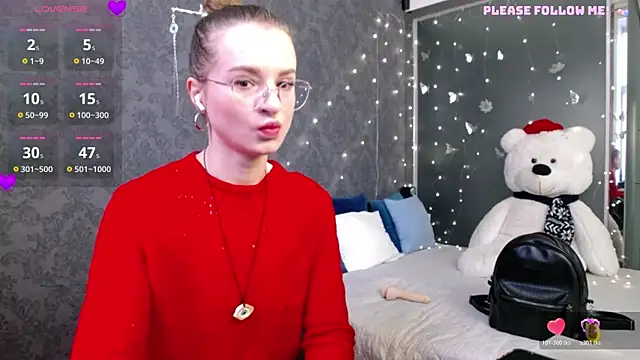 Snapshot of KateJonson chatting on 04.02.26 KateJonson online show from 04.02.26