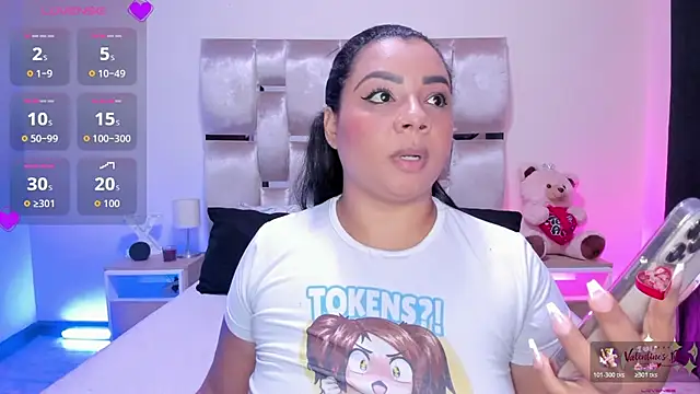 Snapshot of MelanyShayk chatting on 03.12.26 MelanyShayk online show from 03.12.26