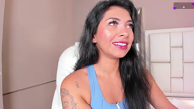 Snapshot of _BunnyNaugthy chatting on 02.12.25 BunnyNaugthy online show from 02.12.25