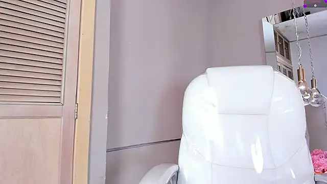 Snapshot of _BunnyNaugthy chatting on 03.11.25 BunnyNaugthy online show from 03.11.25