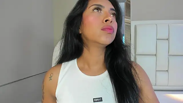 Snapshot of _BunnyNaugthy chatting on 11.22.25 BunnyNaugthy online show from 11.22.25