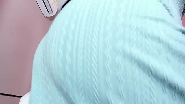 Snapshot of _BunnyNaugthy chatting on 11.29.25 BunnyNaugthy online show from 11.29.25