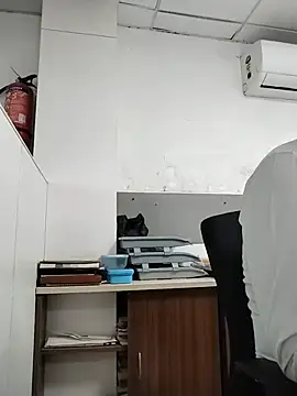 Snapshot of Desi_Londa_143 chatting on 07.07.26 Desi Londa 143 online show from 07.07.26