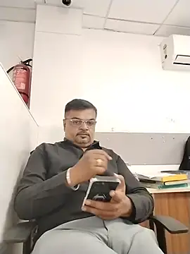 Snapshot of Desi_Londa_143 chatting on 07.08.26 Desi Londa 143 online show from 07.08.26
