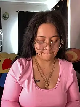 MsConejitaa online show from 01.24.25