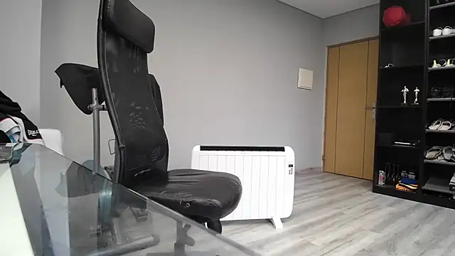 samricci21 online show from 11.13.25