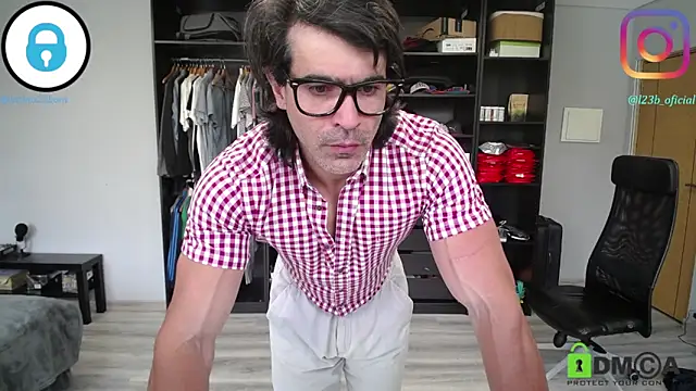 samricci21 online show from 04.10.26