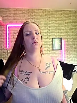 Snapshot of Melissa1994- chatting on 05.13.26 Melissa1994- online show from 05.13.26